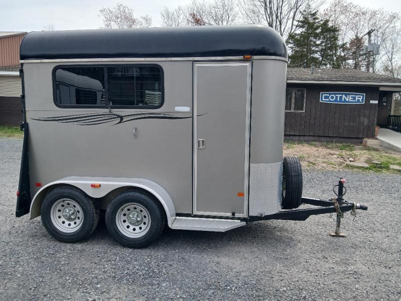 Bumper horse trailers near me