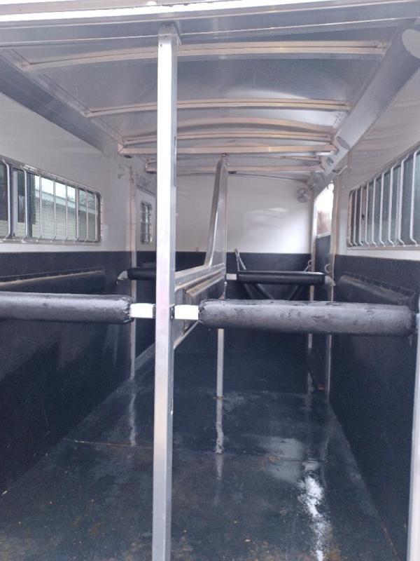 used Horse Trailers 4-Star Trailers  for sale, in Revere, PA Thumbnail 16