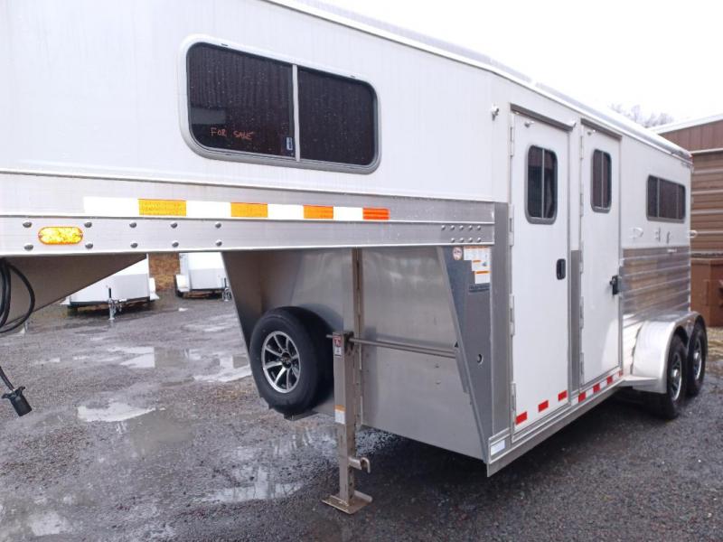 used Horse Trailers 4-Star Trailers  for sale, in Revere, PA Thumbnail 2