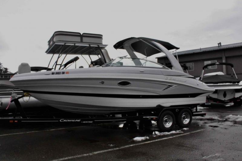 2022 Crownline 255 SS 2022 Crownline 255 SS
