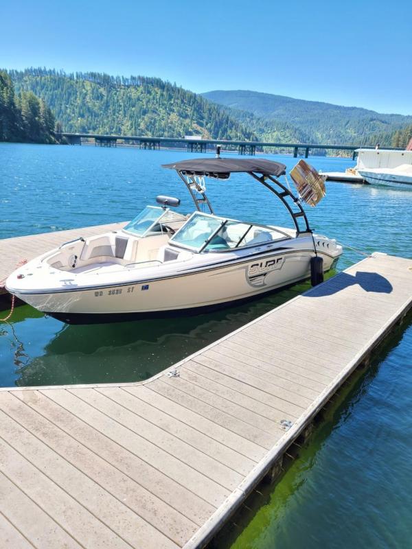 2018 Chaparral 21' H20 Surf Boat 2018 Chaparral 21' H20 Surf Boat