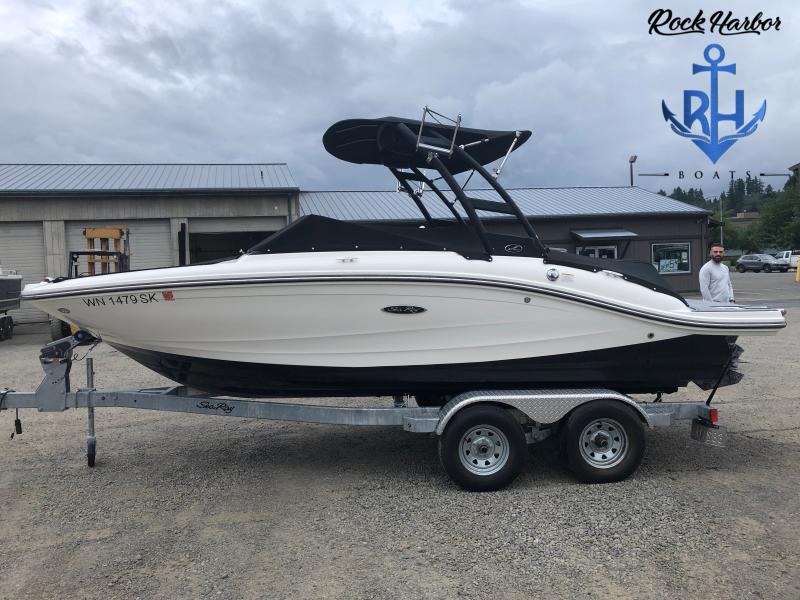 2016 Searay 19 SPX Bowrider 2016 Searay 19 SPX Bowrider