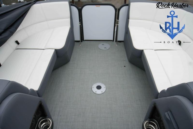 2022 Manitou 23 Aurora LE RF VP II Pontoon Boat 2022 Manitou 23 Aurora LE RF VP II Pontoon Boat