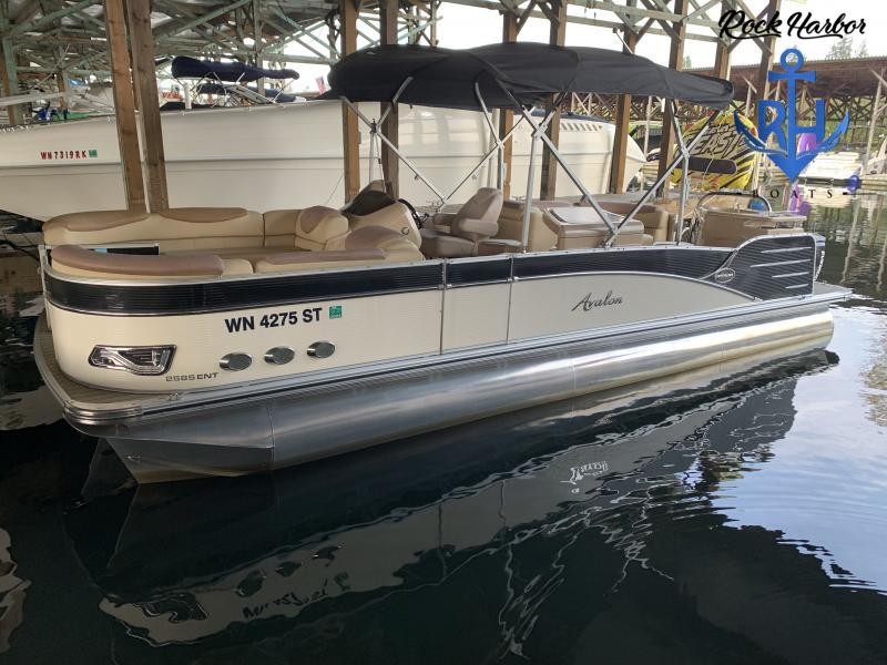 2019 Avalon Catalina Entertainer Saddle 2585 2019 Avalon Catalina Entertainer Saddle 2585