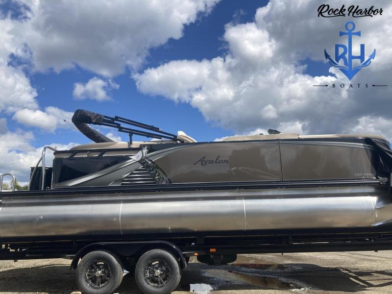 2022 Avalon LSZ Quad Lounger Pontoon Boat 2022 Avalon LSZ Quad Lounger Pontoon Boat