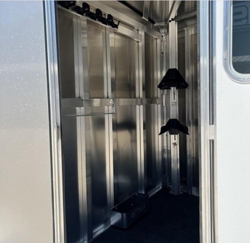 used Horse Trailers Exiss  for sale, in Austin, TX Thumbnail 8