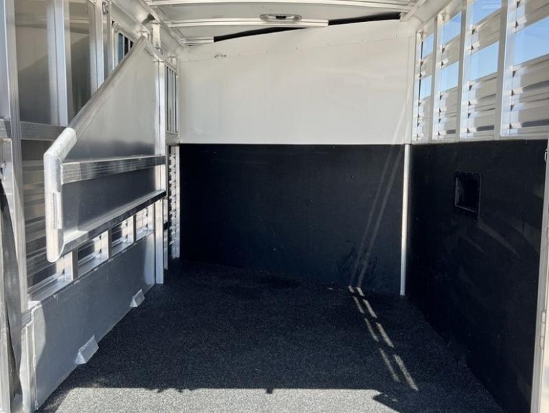 used Horse Trailers Exiss  for sale, in Austin, TX Thumbnail 4