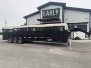 2002 Gooseneck 32'x6'8" Triple 8k Axle Livestock Trailer 