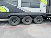 used Toy Haulers Eclipse RV  for sale, in Early, TX Thumbnail 9
