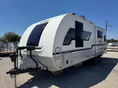 2022 Lance Travel Trailer 2285