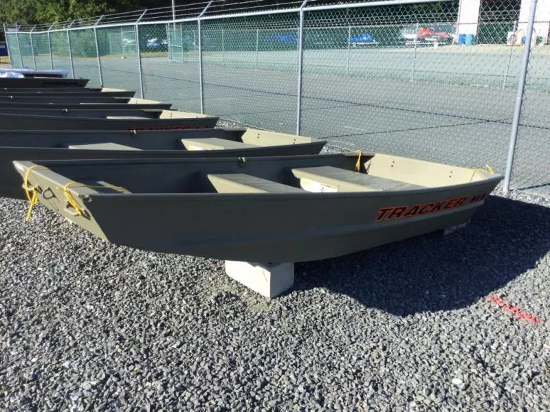 2026 Tracker Boats GRZ  JON    1036        GRN