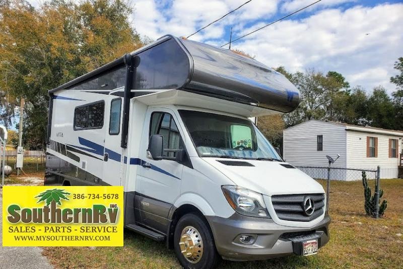 2020 Winnebago Vita 24P Class C DIESEL RV Motorhome 2020 Winnebago Vita 24P Class C DIESEL RV Motorhome