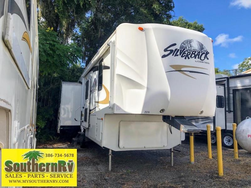 2011 Forest River Cedar Creek Silverback Edition 29RL Fifth Wheel Campers RV 2011 Forest River Cedar Creek Silverback Edition 29RL Fifth Wheel Campers RV