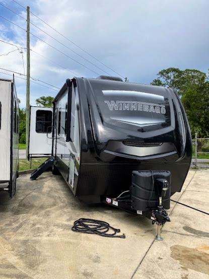 used Travel Trailers Winnebago Voyage for sale, in Deland, FL Thumbnail 2
