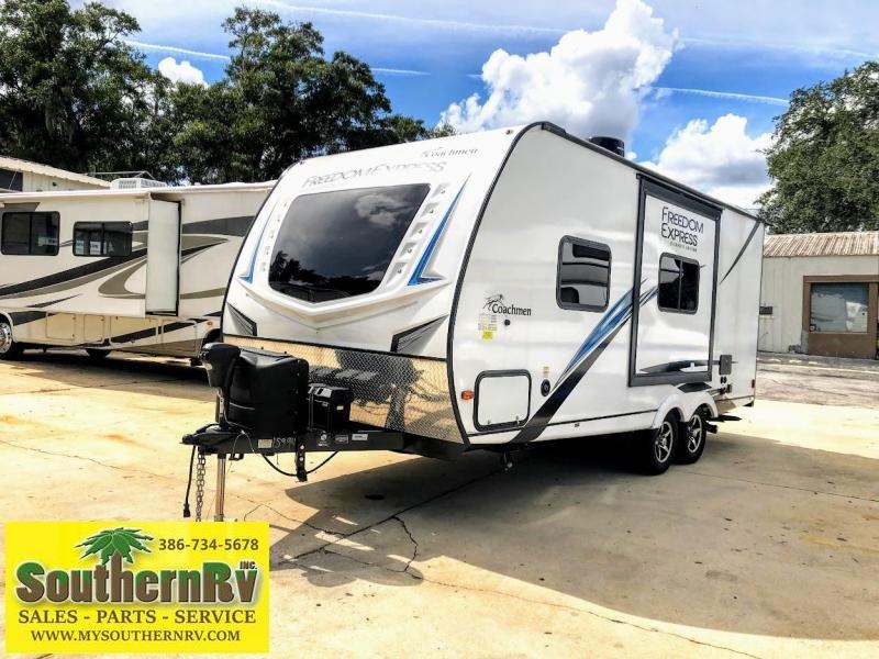 2021 !!!PENDING SALE!!! Coachmen By Forest River Freedom Express 192RBS Travel Trailer RV 2021 !!!PENDING SALE!!! Coachmen By Forest River Freedom Express 192RBS Travel Trailer RV