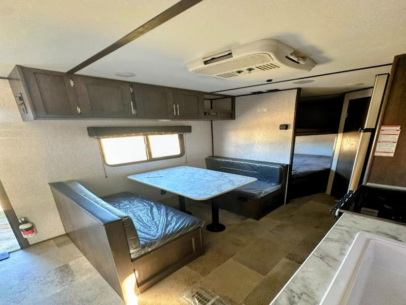 2021 Coleman Lantern LT 274BH Travel Trailer BUNKHOUSE Southern RV