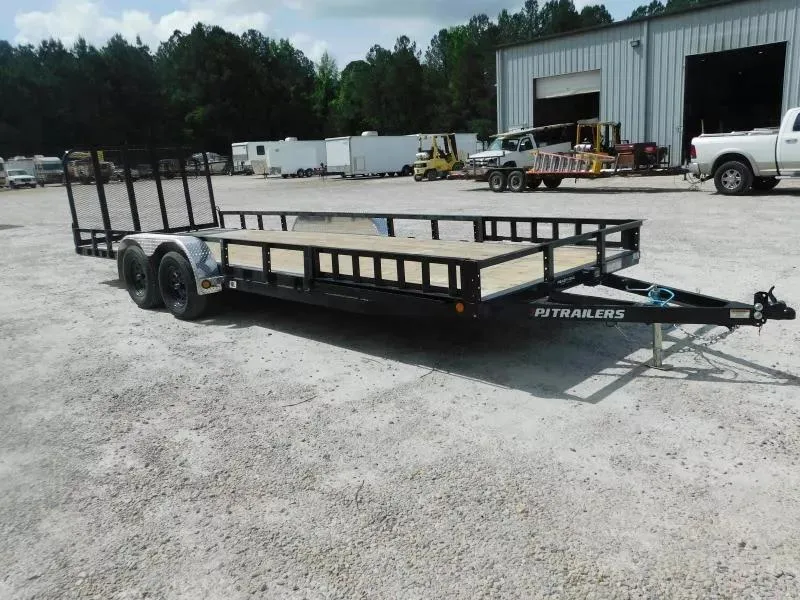 2024 PJ Trailers UL 22 x 83 Tandem Axle with ATV Ramps