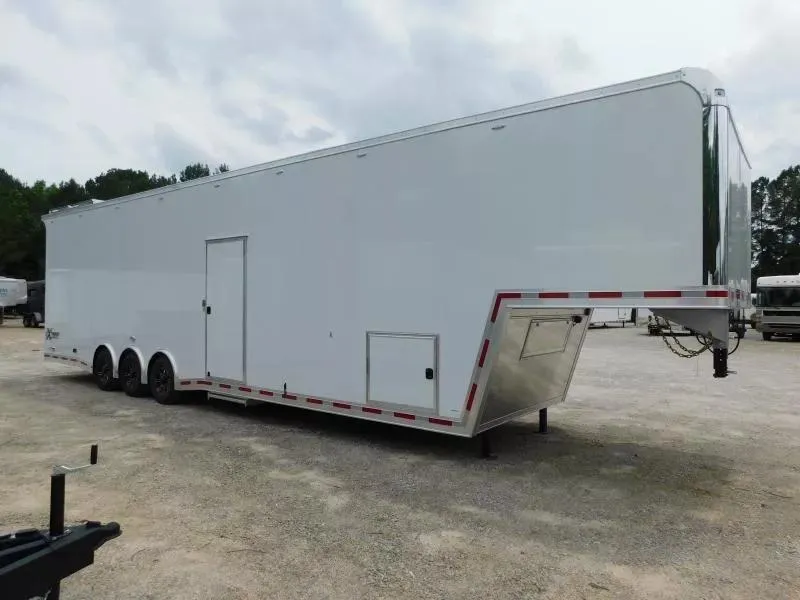 2025 United Trailers United 42' Aluminum Gooseneck Sprint Car Special Car / Racing Trailer