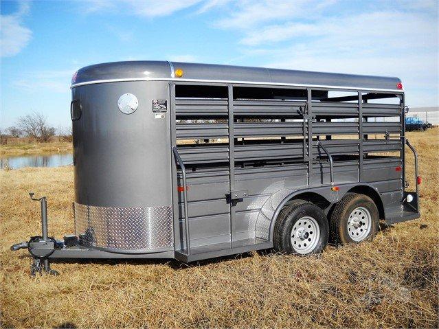 2021 W-W Trailer ALL AROUND Livestock Trailer 2021 W-W Trailer ALL AROUND Livestock Trailer