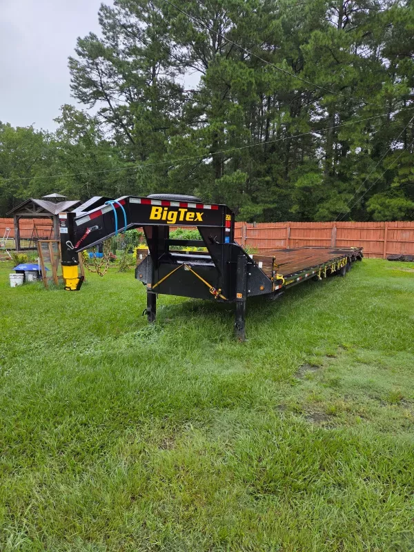 2025 Big Tex Trailers 22GN Gooseneck 40' Flatbed w/ Mega Ramps