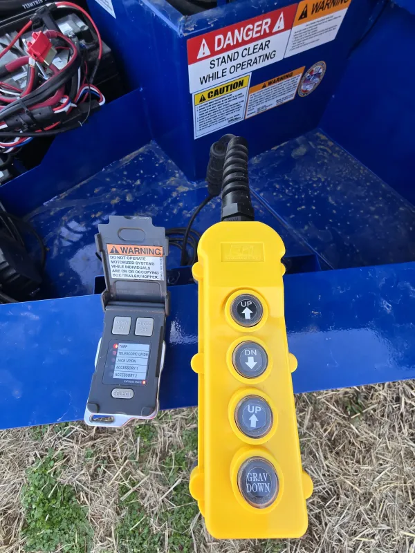 2025 Diamond C Trailers LPT210 Lo Pro Telescopic dump trailer  General Trailers