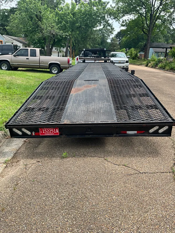 used Equipment / Flatbed Trailers Kaufman Trailers  for sale, in Jackson, MS Thumbnail 3