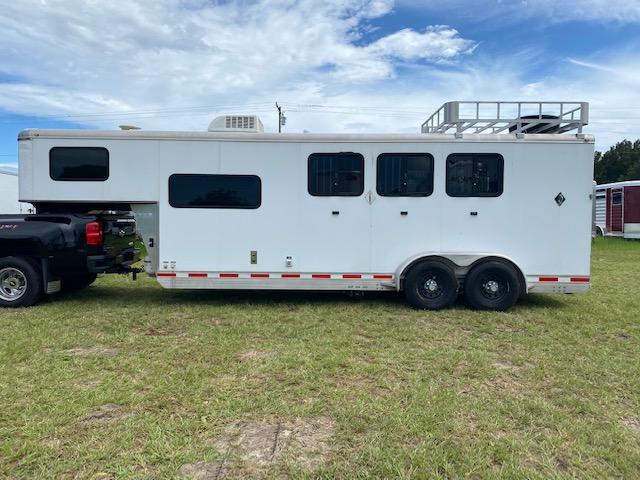 2013 Shadow Trailers 3H 7' LQ w/ Ramp and Hay Rack Horse Trailer 2013 Shadow Trailers 3H 7' LQ w/ Ramp and Hay Rack Horse Trailer