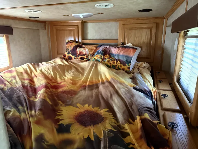 used Horse Trailers Featherlite  for sale, in Acampo, CA Thumbnail 13