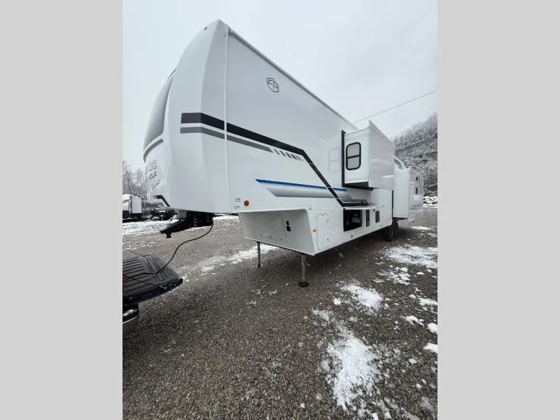 new Fifth Wheel Trailers Forest River  for sale, in Pikeville, KY Thumbnail 3