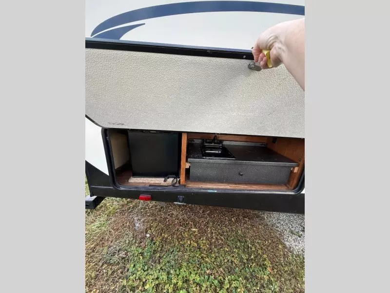 used Travel Trailers Forest River  for sale, in Pikeville, KY Thumbnail 4