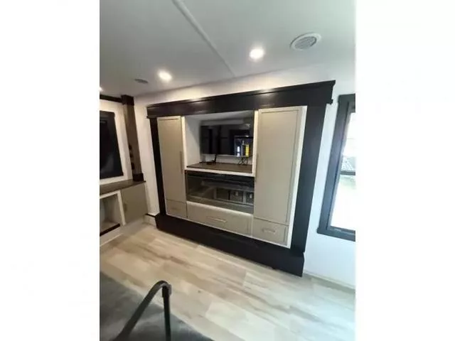 new Fifth Wheel Trailers Forest River  for sale, in Pikeville, KY Thumbnail 27