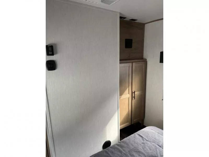 new Fifth Wheel Trailers Forest River  for sale, in Pikeville, KY Thumbnail 11