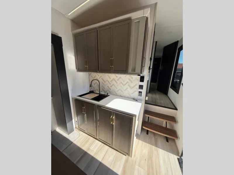 new Fifth Wheel Trailers Forest River  for sale, in Pikeville, KY Thumbnail 10