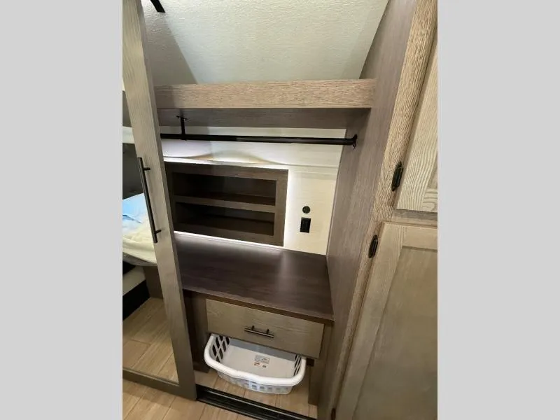 new Fifth Wheel Trailers Forest River  for sale, in Pikeville, KY Thumbnail 29