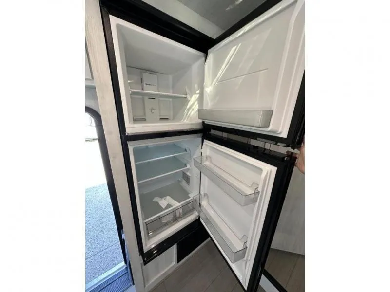 new Camper / RV East To West  for sale, in Pikeville, KY Thumbnail 18