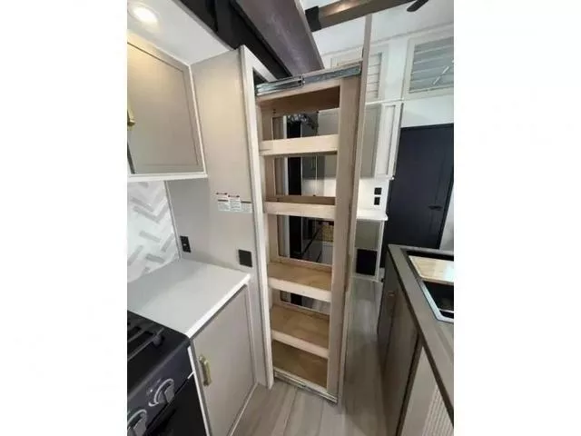 new Fifth Wheel Trailers Forest River  for sale, in Pikeville, KY Thumbnail 10