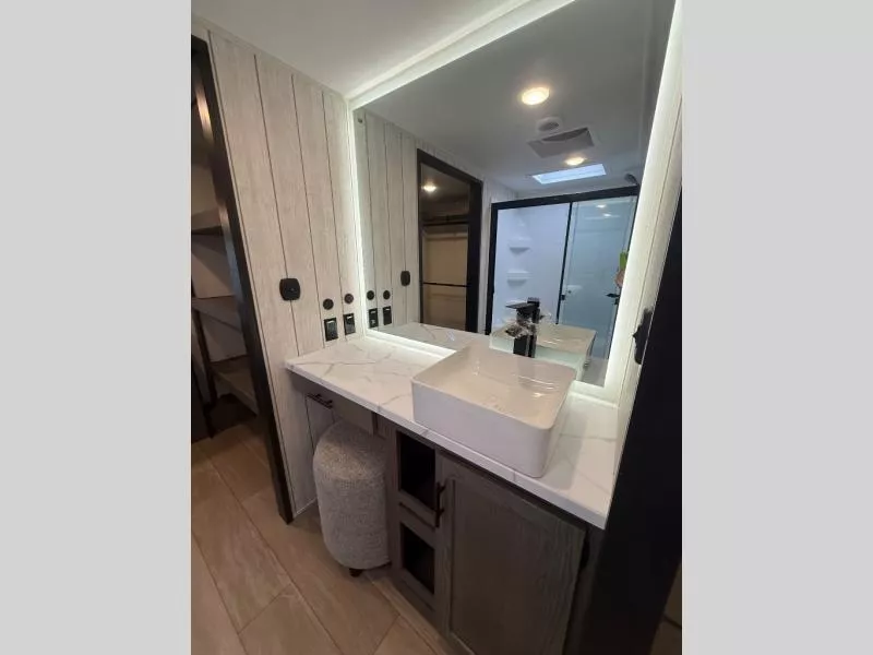 new Fifth Wheel Trailers Forest River  for sale, in Pikeville, KY Thumbnail 14