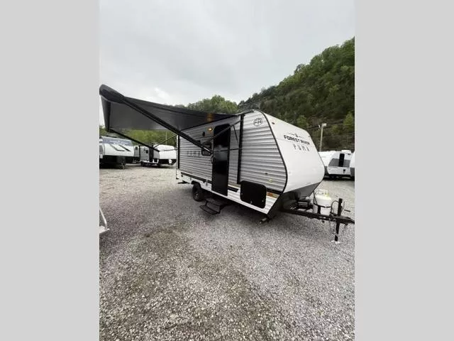 2025 Palomino Puma Camping Edition 16BHCE