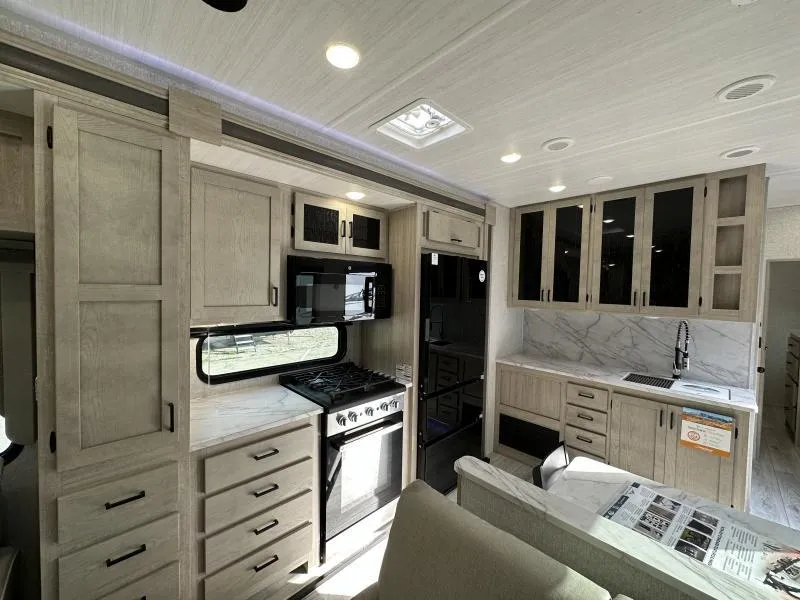 new Travel Trailers East To West  for sale, in Pikeville, KY Thumbnail 11