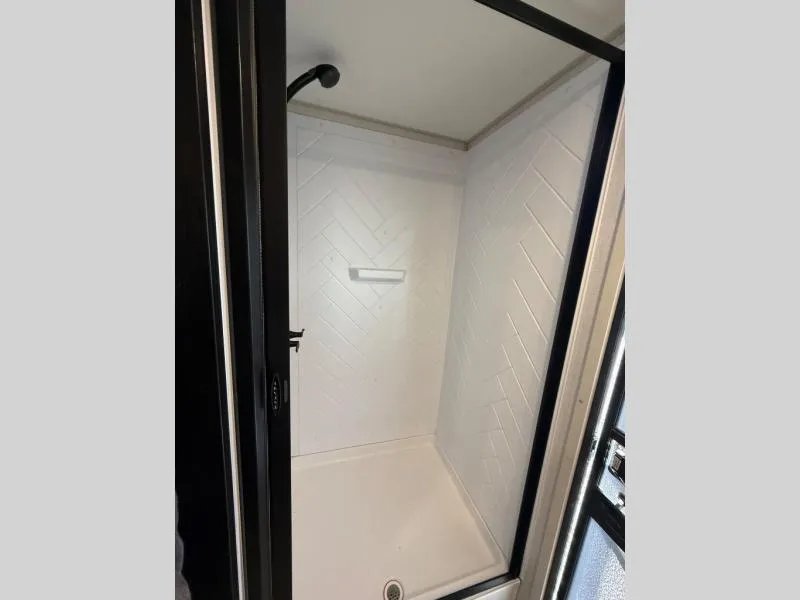 new Fifth Wheel Trailers Forest River  for sale, in Pikeville, KY Thumbnail 22