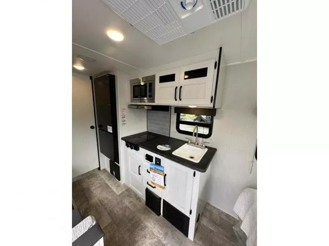 new Travel Trailers Palomino  for sale, in Pikeville, KY Thumbnail 6