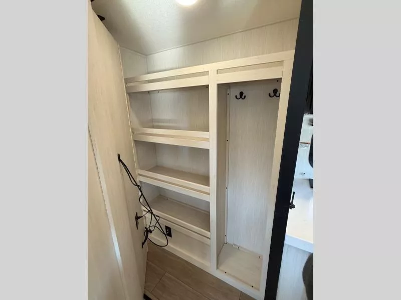 new Fifth Wheel Trailers Forest River  for sale, in Pikeville, KY Thumbnail 13