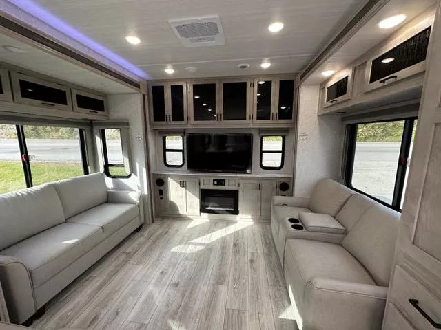 new Travel Trailers East To West  for sale, in Pikeville, KY Thumbnail 13