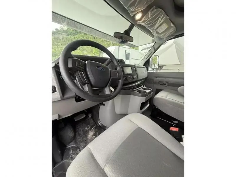 new Camper / RV East To West  for sale, in Pikeville, KY Thumbnail 8