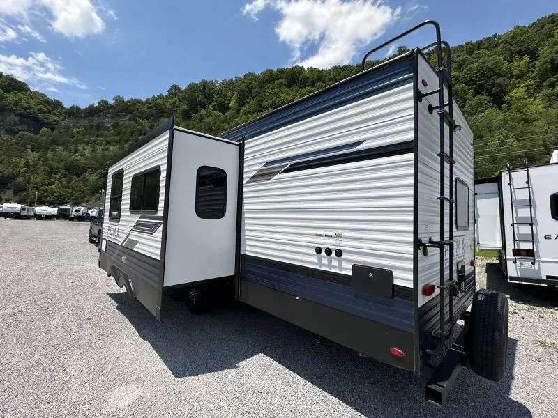 new Travel Trailers Palomino  for sale, in Pikeville, KY Thumbnail 3