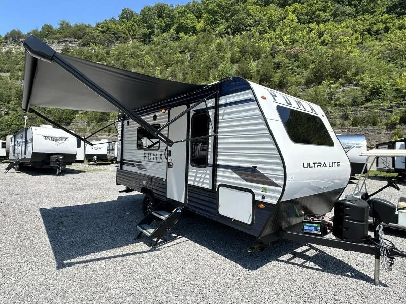 2025 Palomino Puma Ultra Lite 16QBX