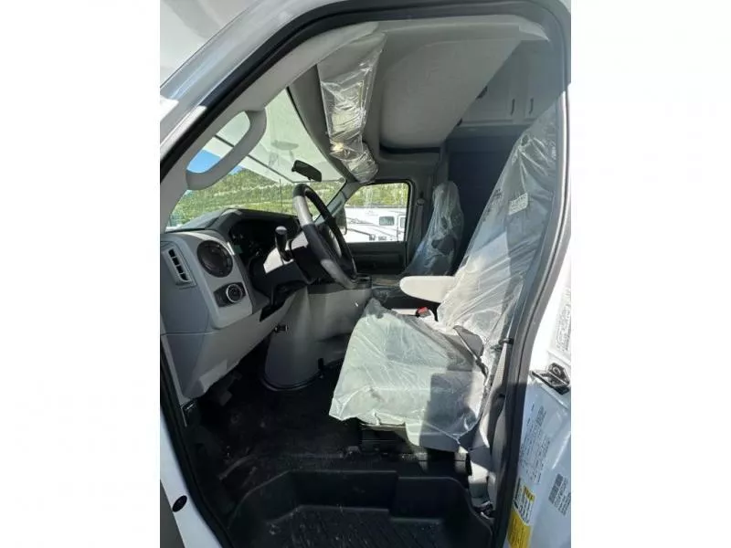 new Camper / RV East To West  for sale, in Pikeville, KY Thumbnail 9