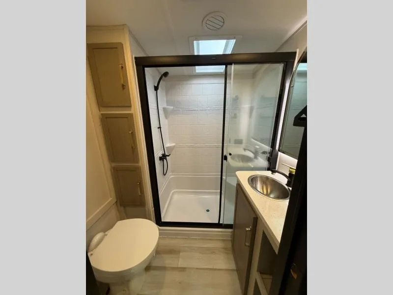 new Fifth Wheel Trailers Forest River  for sale, in Pikeville, KY Thumbnail 21