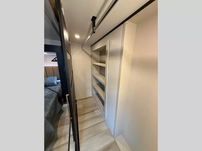 new Fifth Wheel Trailers Forest River  for sale, in Pikeville, KY Thumbnail 23