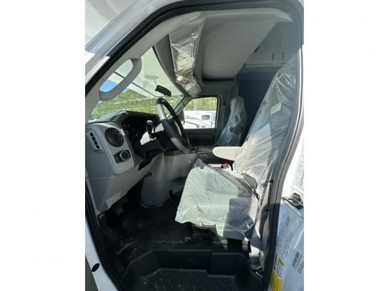 new Camper / RV East To West  for sale, in Pikeville, KY Thumbnail 9